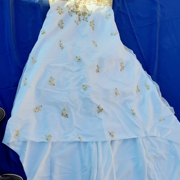 4 wedding dresses all tags new for $150 - Picture 4 of 16